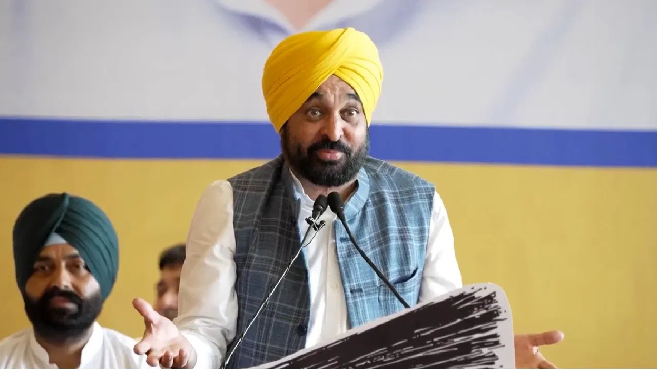 पंजाब में धार्मिक ग्रंथों की बेअदबी विरोधी कानून को भगवंत मान कैबिनेट की मंजूरी, नियम तोड़ा तो 10 साल की जेल या उम्रकैद
