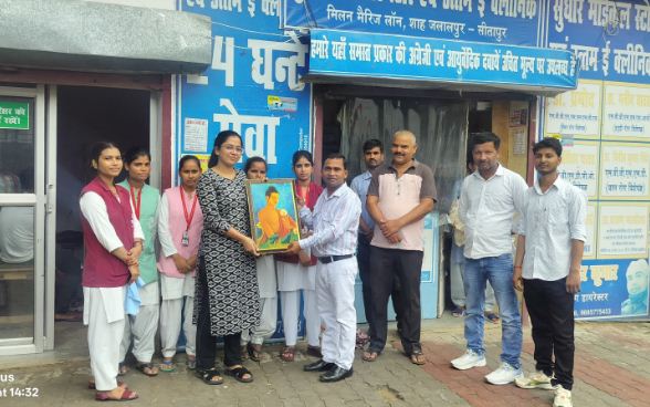 सीतापुर आंख अस्पताल के द्वारा निशुल्क नेत्र शिविर का किया गया आयोजन