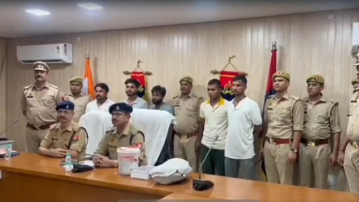 पुलिस की मदद से अपने ही साथी को ठगा, फिर दोनों पुलिसकर्मियों समेत धरे गए, 40 लाख की स्मैक के साथ 6 गिरफ्तार