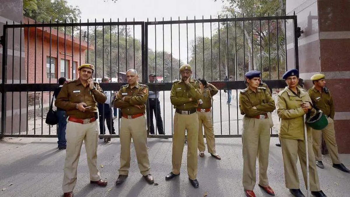 संजना, संध्या और जाह्नवी... दिल्ली की तीन चोर महिलाएं, पल भर में गहने और नकदी को कर देती हैं पार, हुईं अरेस्ट