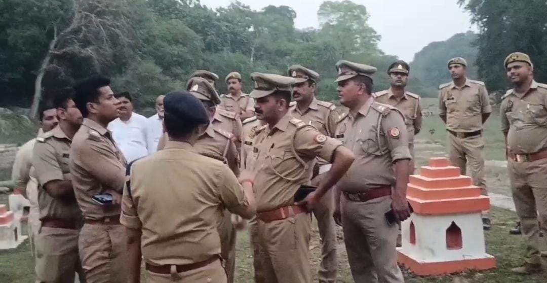 लखनऊ: छठ पूजा की तैयारियों का डीसीपी ने लिया जायजा