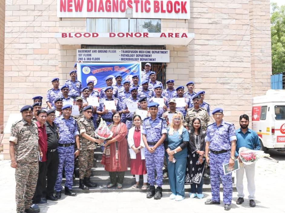 तरराष्ट्रीय रक्तदान दिवस पर RAF ने लगाया रक्तदान शिविर,
