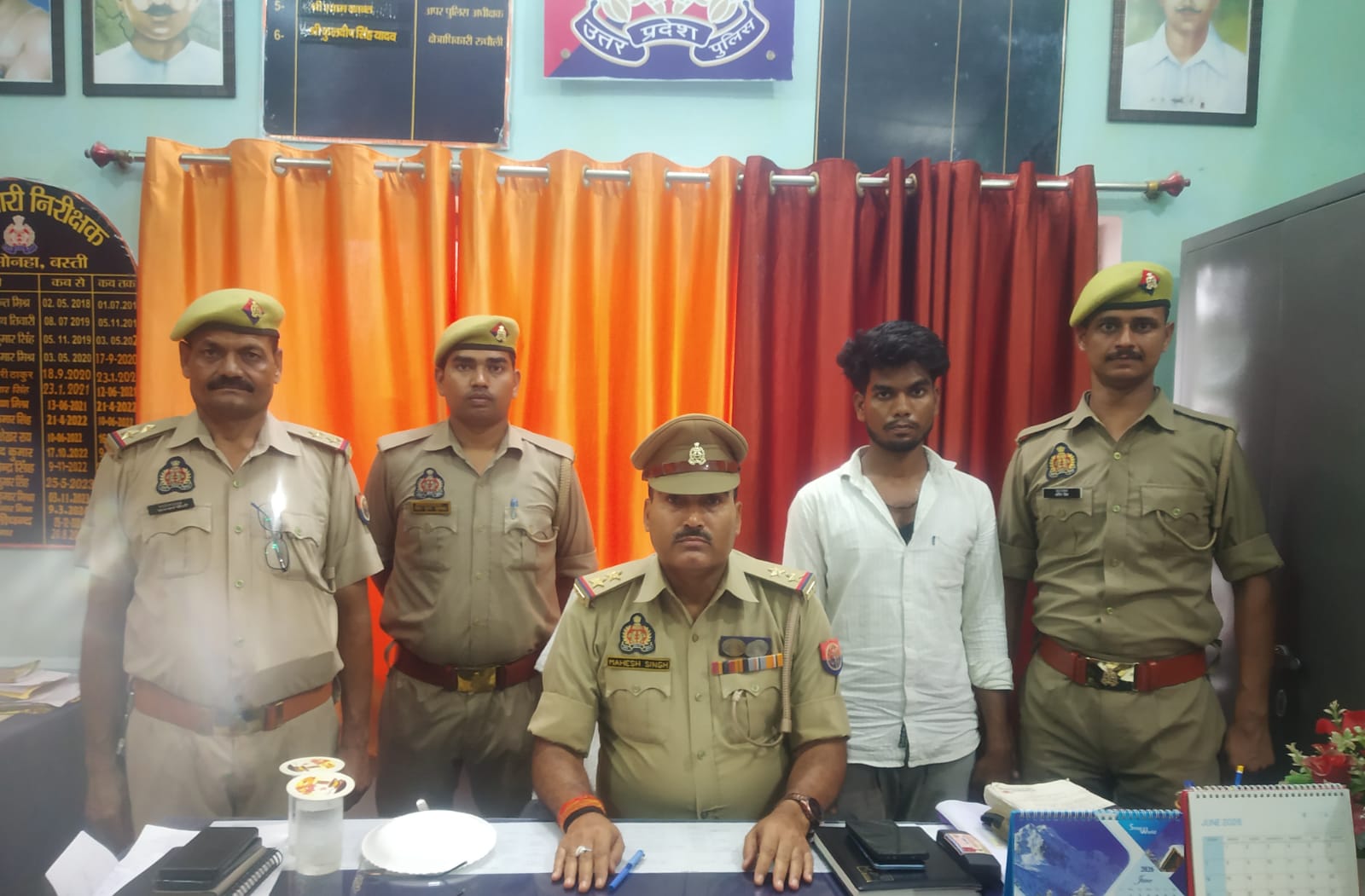  थाना सोनहा पुलिस द्वारा लड़की को बहला-फुसलाकर भगाने वाले अभियुक्त को 24 घण्टे के अन्दर गिरफ्तार कर पीड़िता/अपहृता को सकुशल बरामद किया गया।