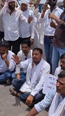 खंडवा में न्याय की अनोखी मिसाल: विधवा बहन की मदद के लिए एक साथ सड़क पर उतरेंगे सैकड़ों किसान