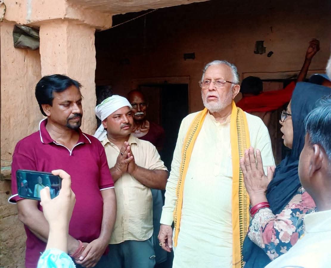 वित्त मंत्री सुरेश कुमार खन्ना ने मृतक अंकुर यादव के परिजनों से की मुलाकात, हरसंभव मदद का दिया भरोसा