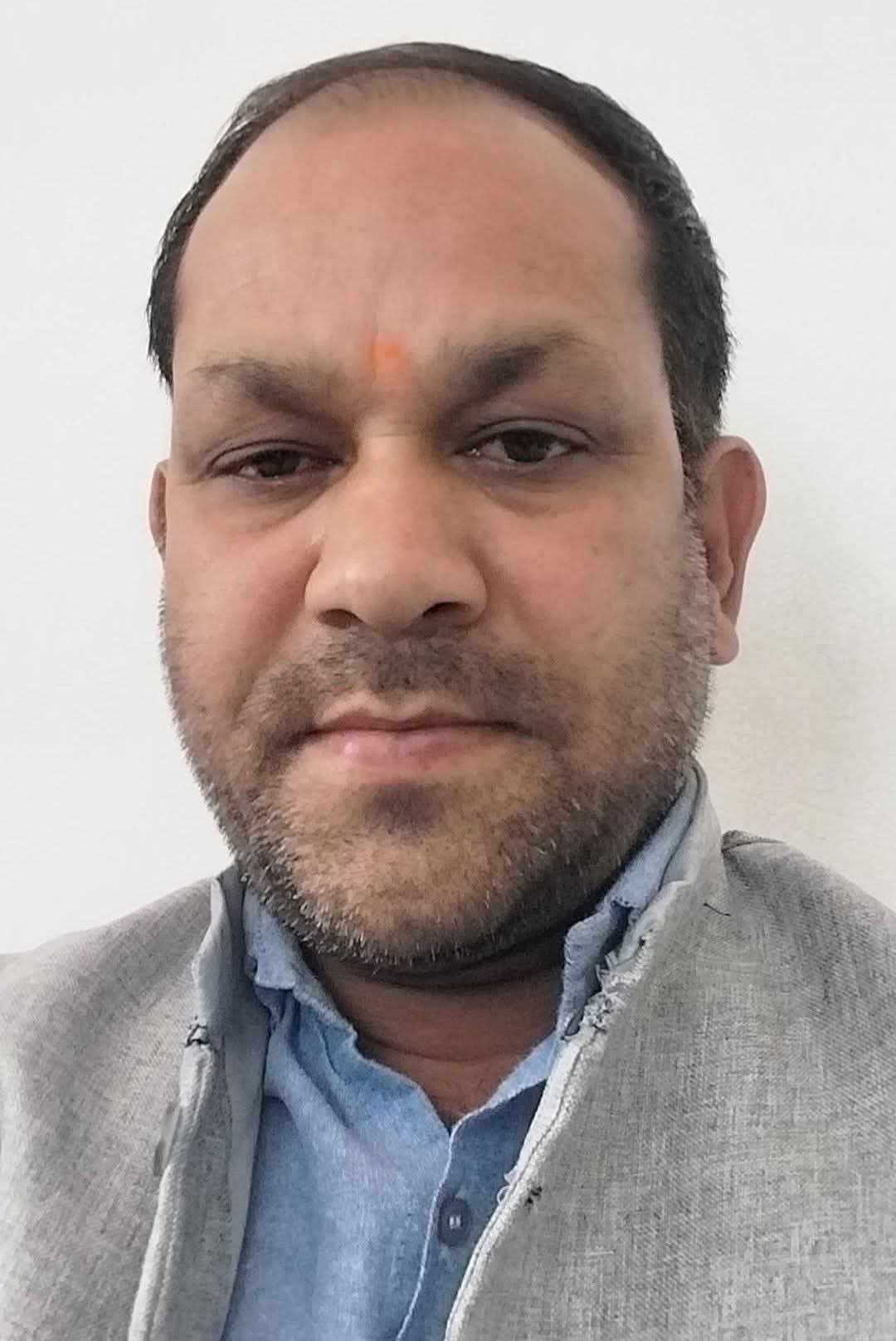 अदिति यादव पर अमर्यादित टिप्पणी से भड़के सपा नेता मनोज पाण्डेय, बोले- 