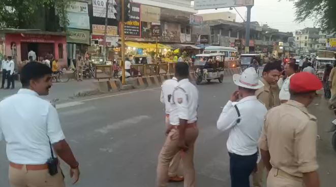 यातायात नियमों का पालन सुनिश्चित करने के लिए सघन चेकिंग अभियान जारी, पुलिस ने लोगों से की सहयोग की अपील