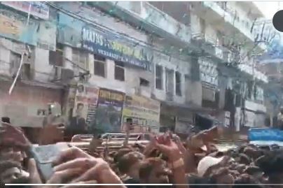 Khan Sir News: FIR दर्ज होने के बाद खान सर पर लटकी गिरफ्तारी की तलवार, कोचिंग के बाहर छात्रों की भारी भीड़, पुलिस ने की ये अपील