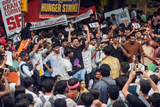 सोनम बोले-सरकार भरोसा दे तो अनशन तोड़ने को तैयार
