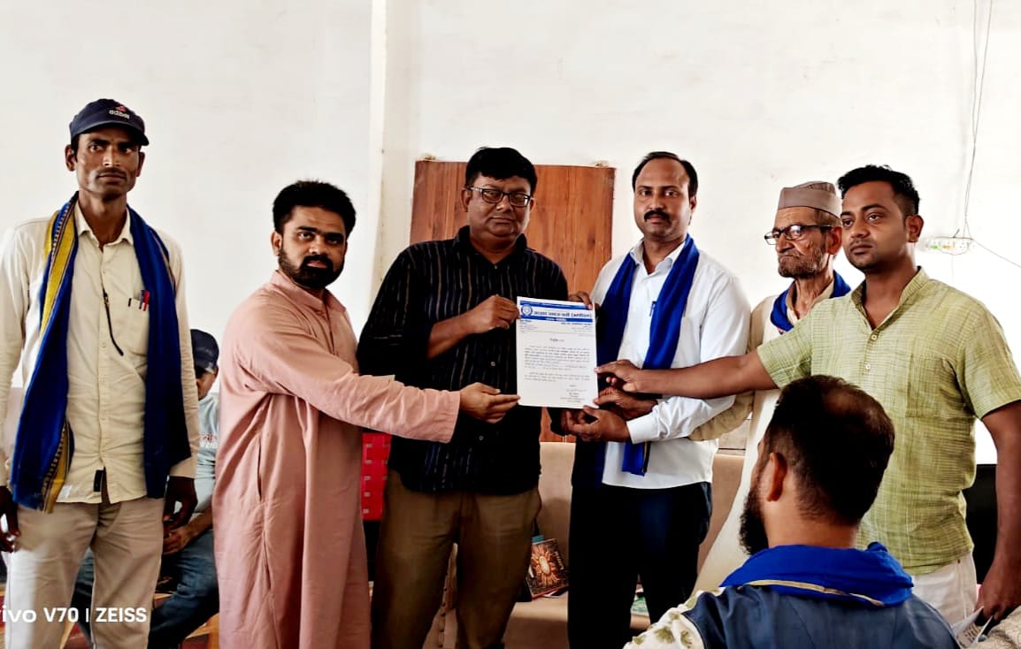 पूरनपुर विधानसभा में संगठनात्मक जिलाध्यक्ष प्रेम गौतम के नेतृत्व में बैठक 