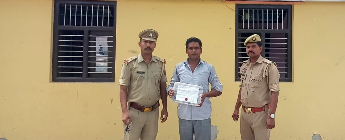 कम्पिल पुलिस की बड़ी कार्रवाई: 12 बोर के अवैध तमंचे और जिंदा कारतूस के साथ शातिर अपराधी कल्लू गिरफ्तार!