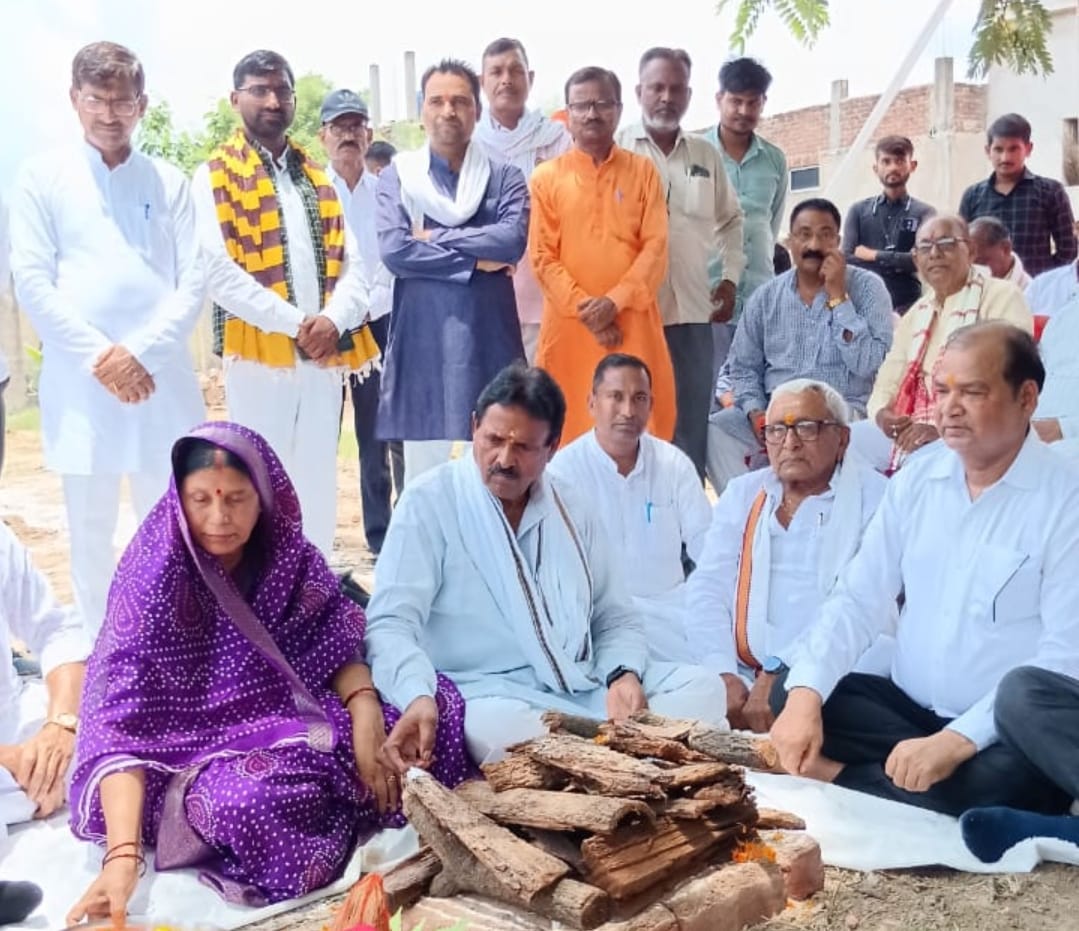 बांदा में सरदार वल्लभभाई पटेल सेवा संस्थान के नए सभागार व डिजिटल लाइब्रेरी का भूमिपूजन
