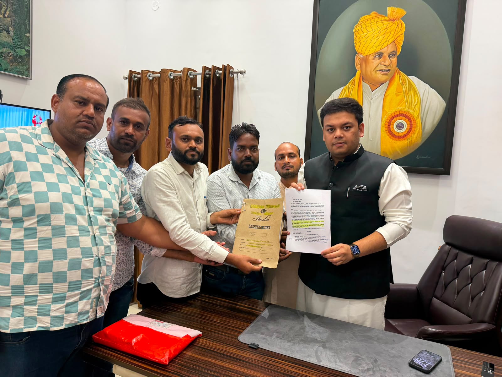 68500 शिक्षक भर्ती के 5% छूट व आरक्षण मामले पर प्रतिनिधिमंडल से बेसिक शिक्षा मंत्री ने मुलाकात की, न्याय का दिया आश्वासन।