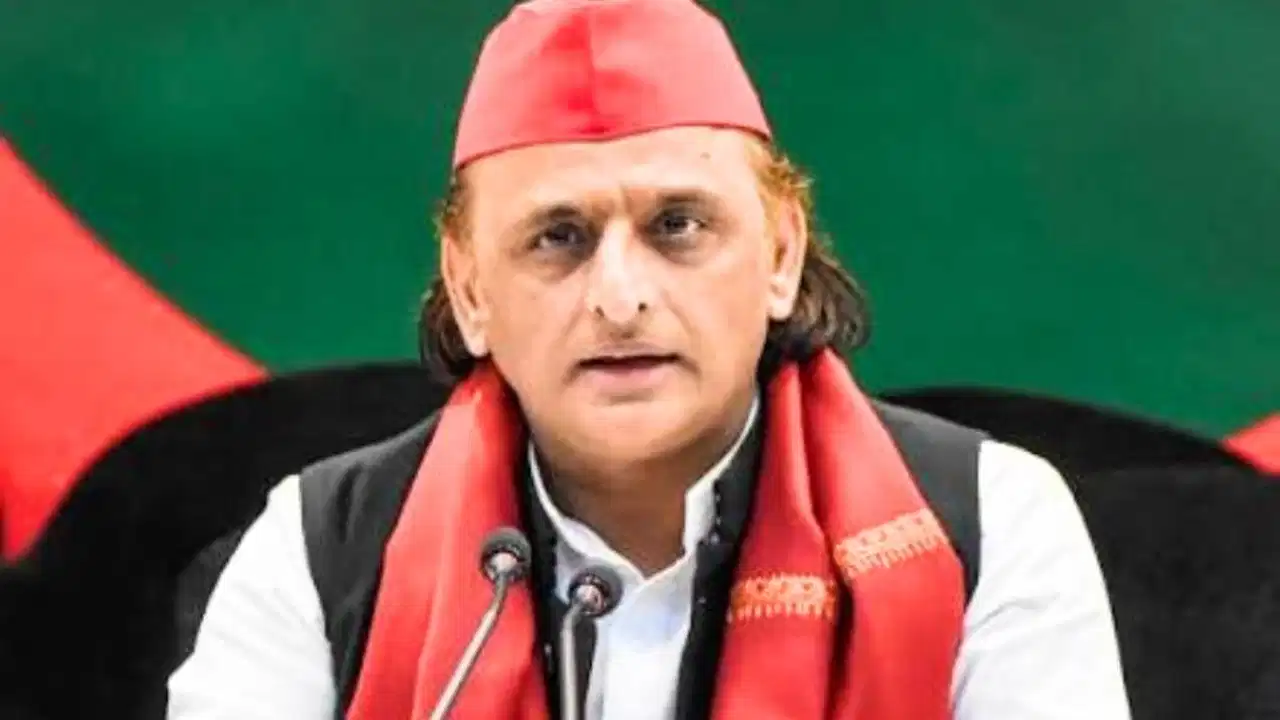 मस्जिद विवाद: लखनऊ से दिल्ली तक गरमाई सियासत, कल सहारनपुर पहुंचेगा सपा का 22 सदस्यीय डेलिगेशन