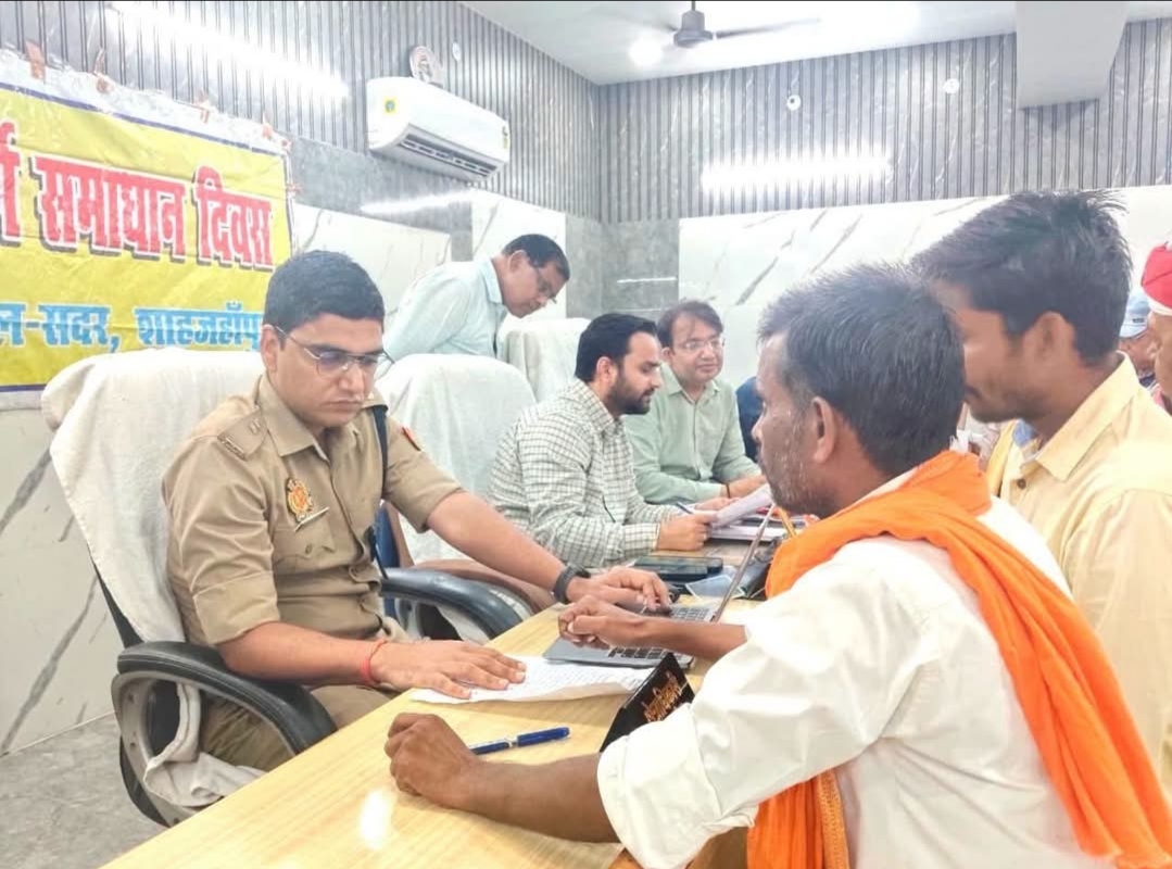 फरियादियों की शिकायतों पर अफसर सख्त, समयबद्ध निस्तारण के निर्देश