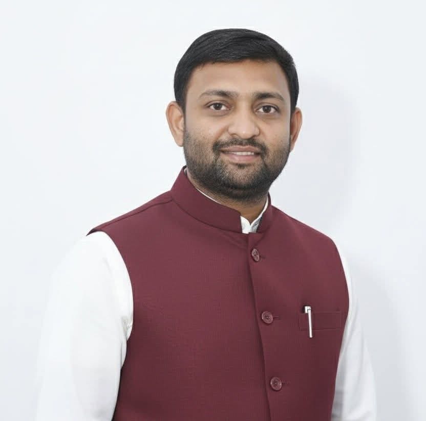 समाजसेवा में सक्रिय हैं ग्राम भडेहरी के आशीष केशरवानी