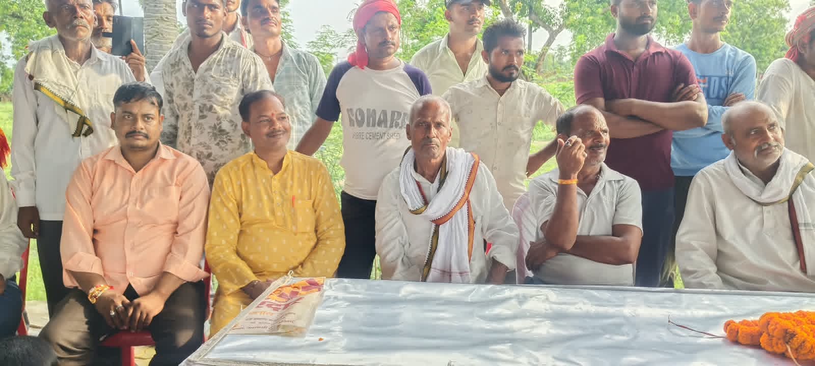 जौनपुर जनपद के मड़ियाहूं नगर के दिलावरपुर के चंडिका माता मंदिर पर वृहस्पतिवार को विराट कजरी मेले का आयोजन