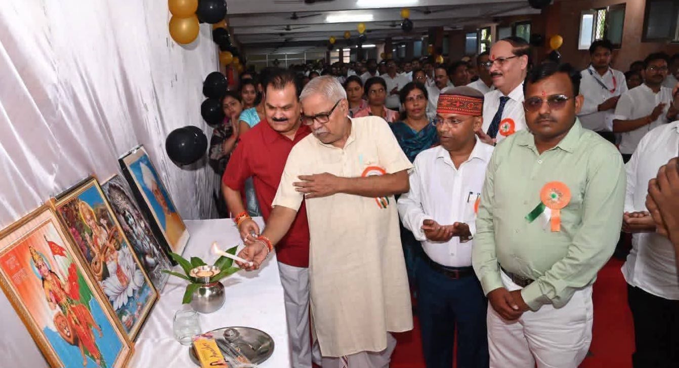 शिक्षक राष्ट्र निर्माण का शिल्पकार, विद्यार्थियों को संस्कारवान बनाना भी जिम्मेदारी
