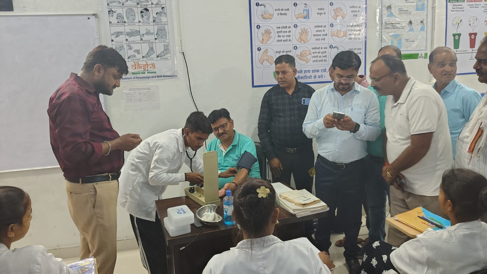 आज दिनांक 16 अक्टूबर 2026 को डालमिया भारत फाउंडेशन के अंतर्गत डालमिया इंस्टीट्यूट ऑफ नॉलेज एंड स्किल हार्नेसिंग (DIKSHa), कछौना चौराहा, बालामऊ, हरदोई में कार्यक