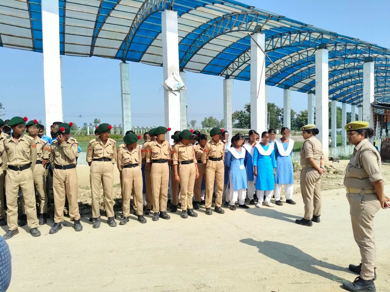 मिशन शक्ति फेज़-6.0 के अंतर्गत छात्राओं एवं महिलाओं को सुरक्षा के प्रति किया जागरूक