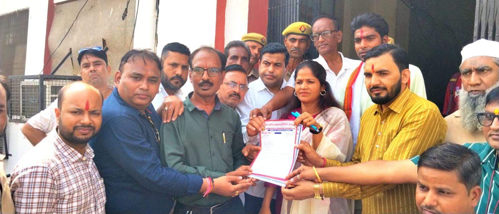 खाद्य सुरक्षा विभाग की कार्रवाई पर व्यापारियों का विरोध, 14 दिन में जांच रिपोर्ट देने की मांग