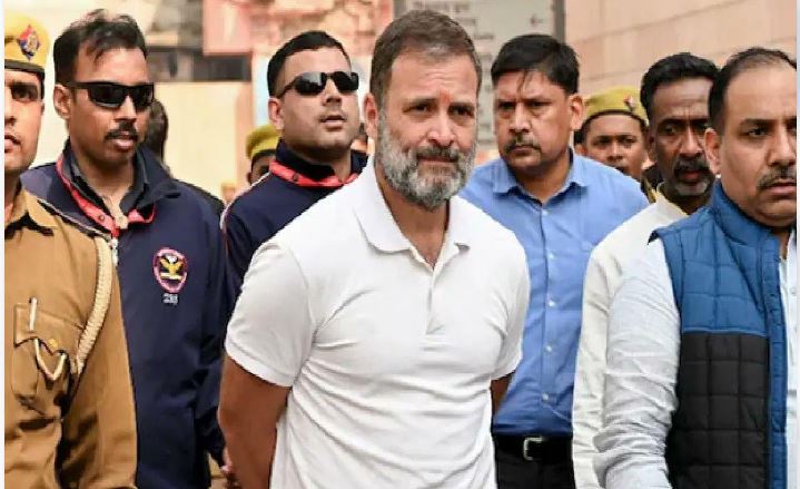 . राहुल गांधी के काफिले की टक्कर के बाद उत्तर प्रदेश सरकार ने जांच के निर्देश दिए